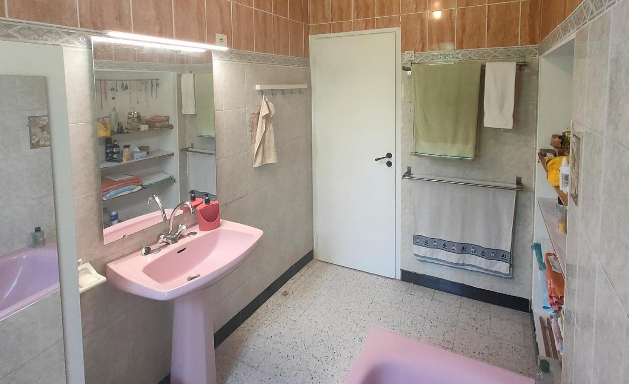 Chambre Privee Dans Maison En Garrigue Nimes Ngoại thất bức ảnh